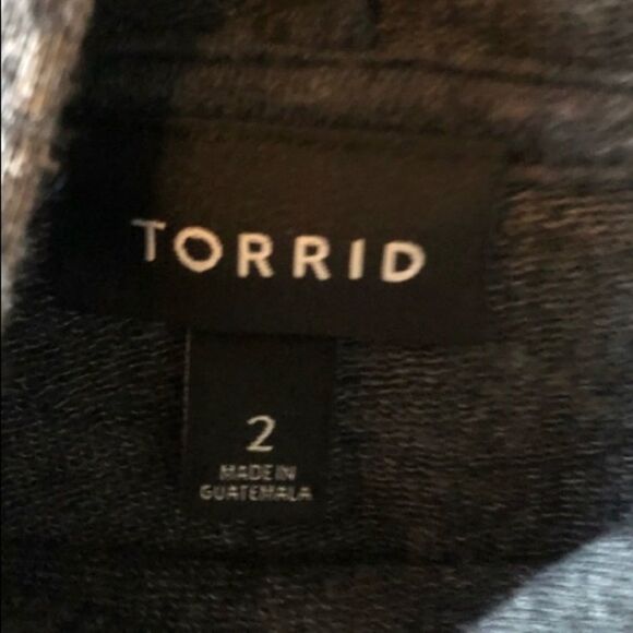 TORRID BLACK MINERAL WASH MIDI HOODIE - Picture 5 of 7